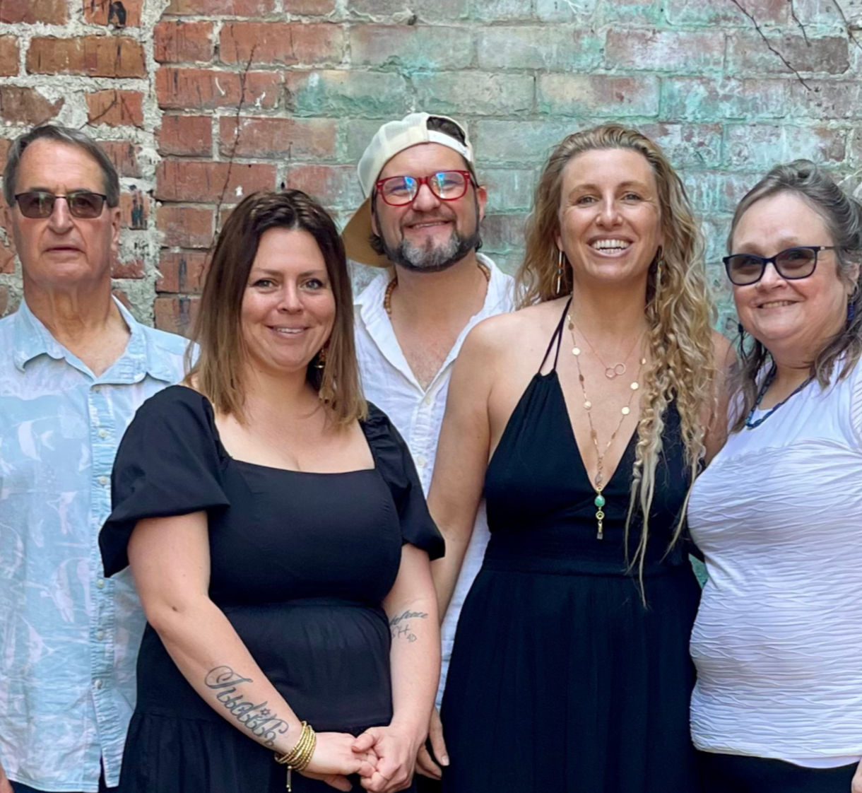 The Staff at Mamas Medicinals